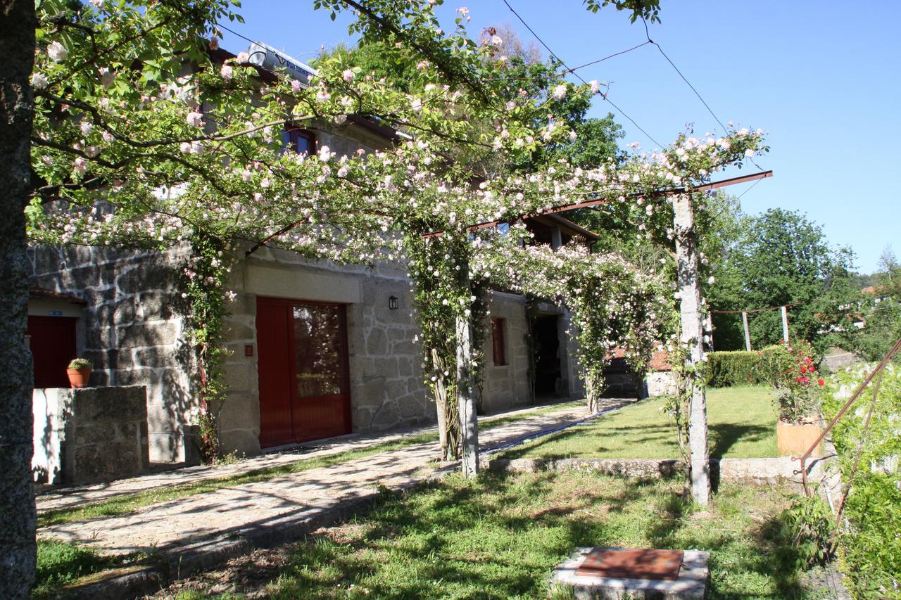 Gasthaus Quinta Do Rossado Arouca Exterior foto